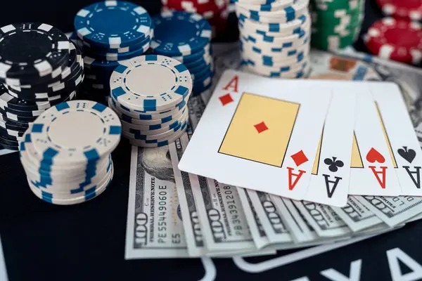 kumahatogel game lobby showing slot, live-dealer, football, and esports categories